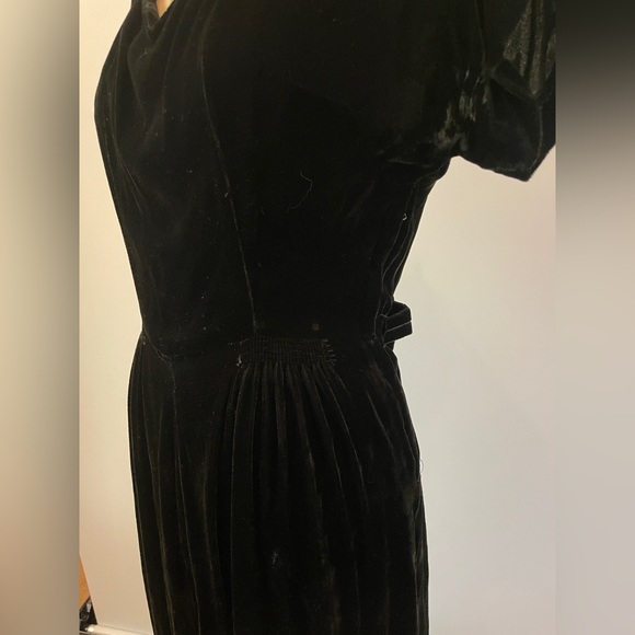 1940s Vintage Black Velvet Dress Hollywood Regency Pin Up Girl Rockabilly Small - Picture 7 of 16